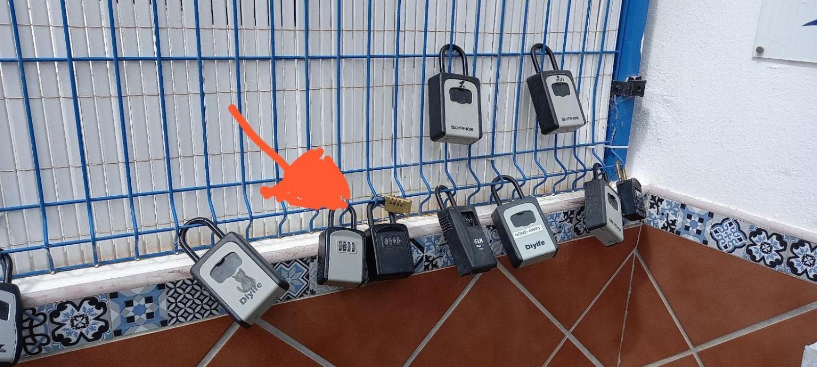דירות בנאלמדנה Atico Quintero מראה חיצוני תמונה